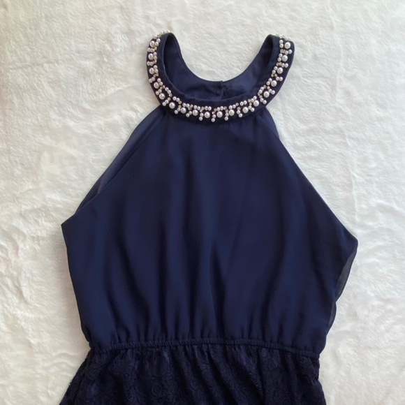 Francesca’s Collection Pearl High Neck Navy Dress in Size Large - Picture 2 of 16